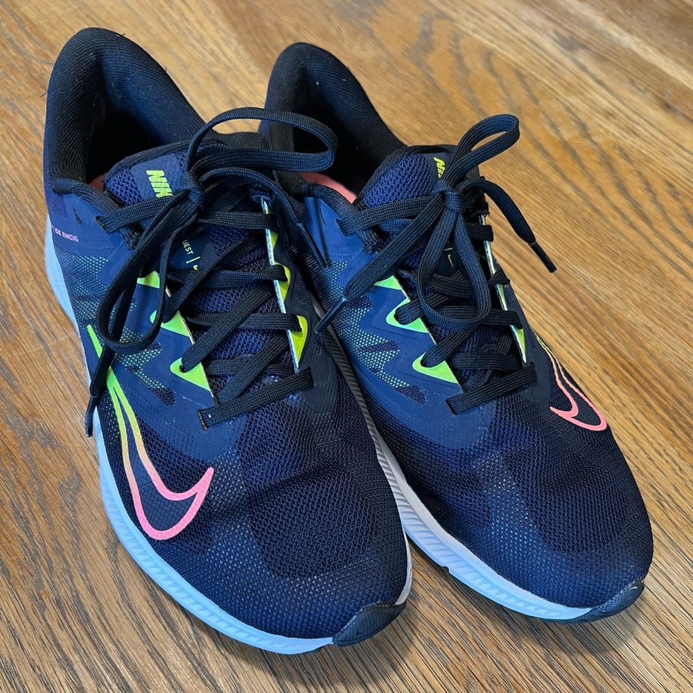 Nike Quest 3 Running Shoe - Women's